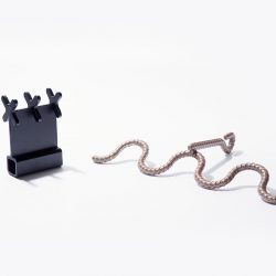 Ramón Jiménez Cárdenas-Mending Wall